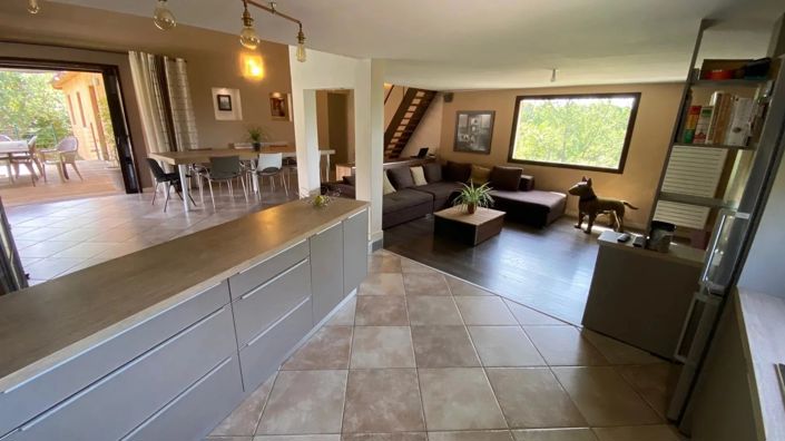 Image No.5-4 Bed House for sale