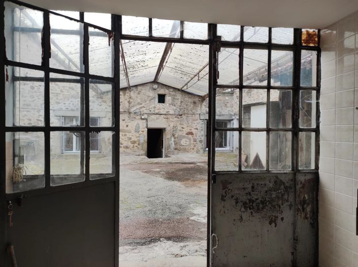 Image No.2-5 Bed House for sale