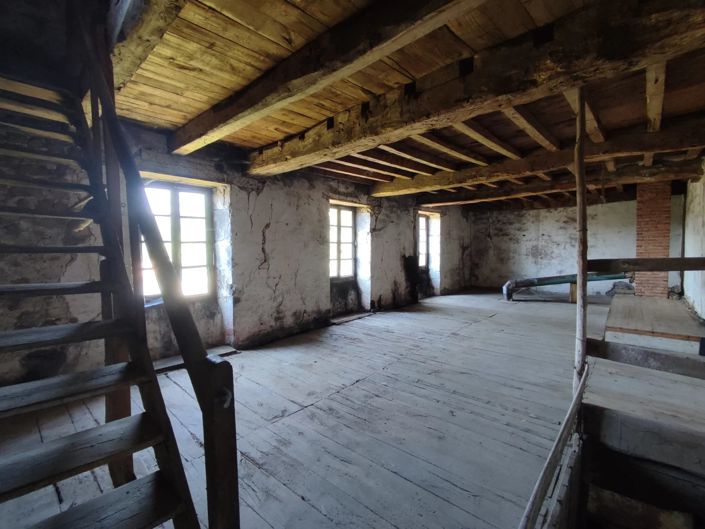 Image No.12-5 Bed House for sale