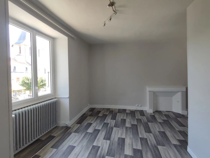 Image No.9-5 Bed House for sale