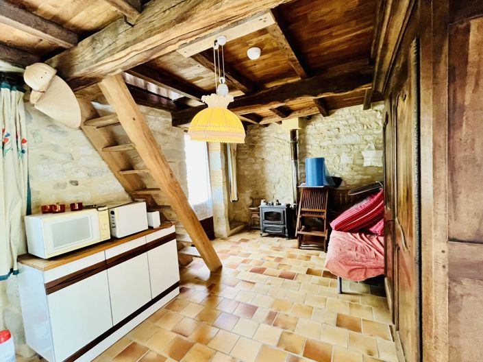 Image No.12-5 Bed Village House for sale