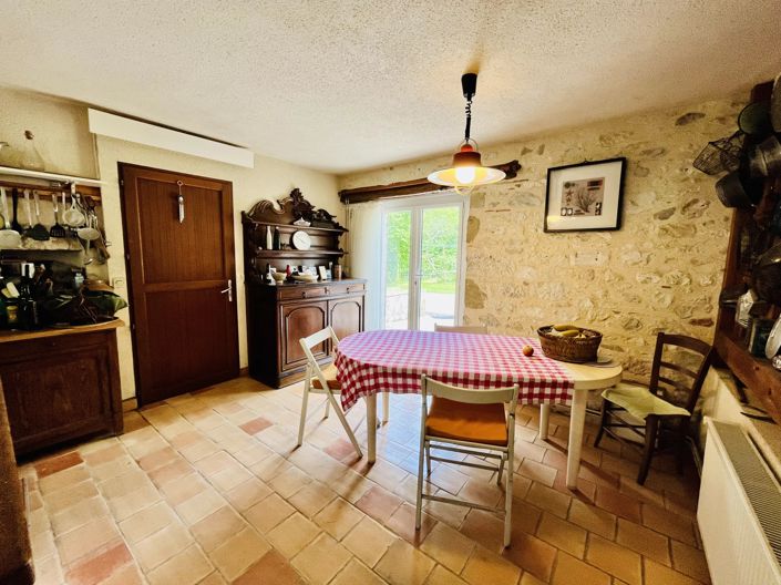 Image No.6-5 Bed Village House for sale