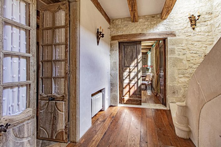 Image No.10-9 Bed House for sale