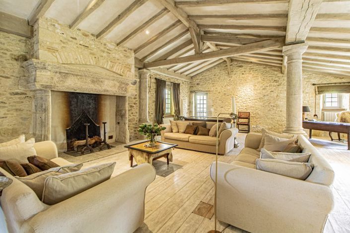 Image No.4-9 Bed House for sale