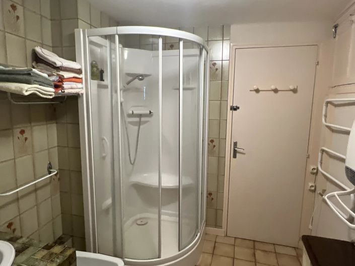 Image No.11-4 Bed House for sale