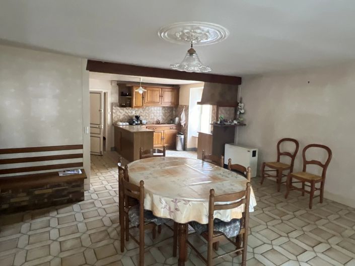 Image No.3-4 Bed House for sale