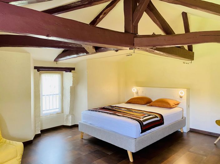 Image No.8-9 Bed House for sale