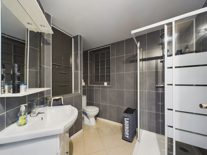 Image No.14-5 Bed House for sale