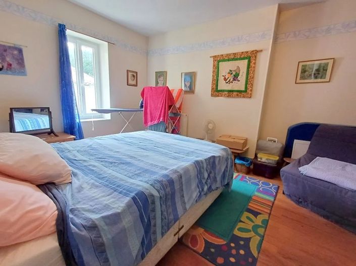 Image No.9-3 Bed House for sale