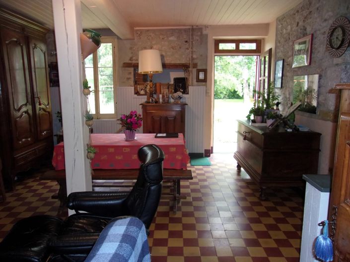 Image No.7-3 Bed Village House for sale