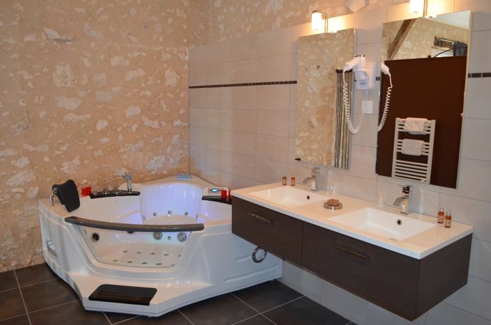 Image No.10-14 Bed House for sale