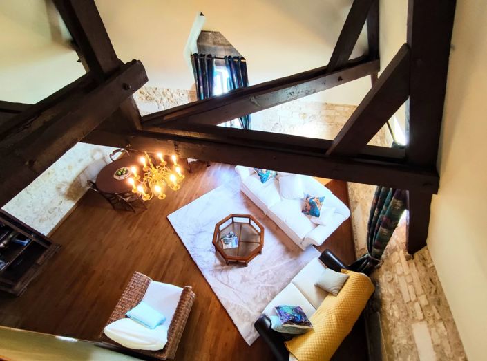 Image No.9-2 Bed Property for sale