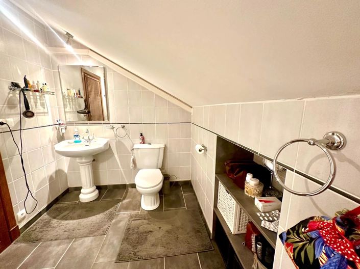 Image No.11-4 Bed Village House for sale