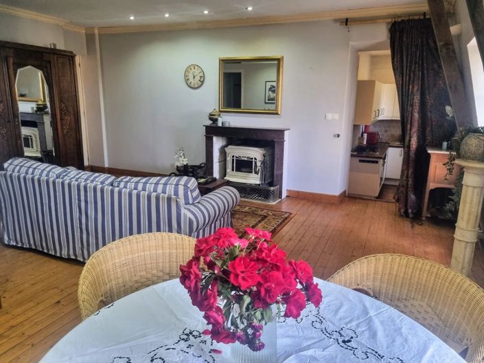 Image No.5-2 Bed Property for sale