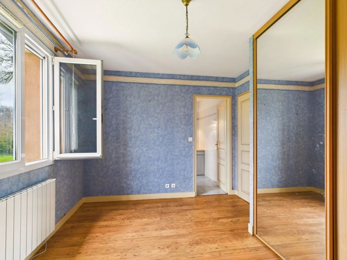 Image No.13-5 Bed House for sale