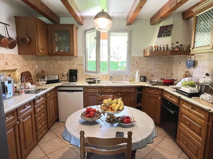 Image No.3-5 Bed House for sale