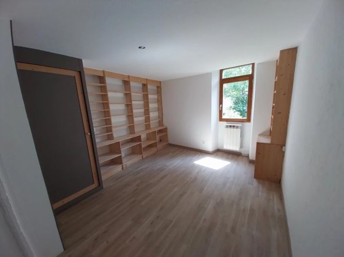 Image No.4-3 Bed House for sale