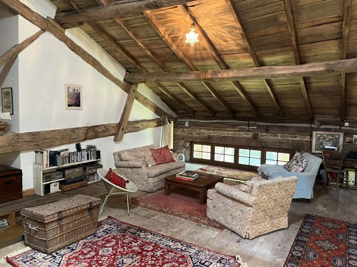 Image No.8-4 Bed House for sale