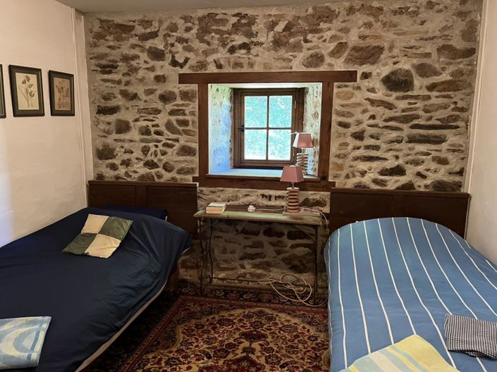 Image No.9-4 Bed House for sale