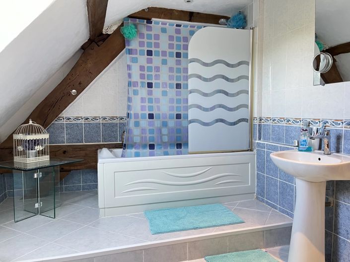 Image No.14-4 Bed House for sale