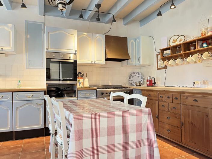 Image No.6-4 Bed House for sale