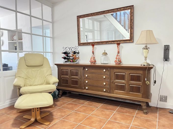 Image No.8-4 Bed House for sale