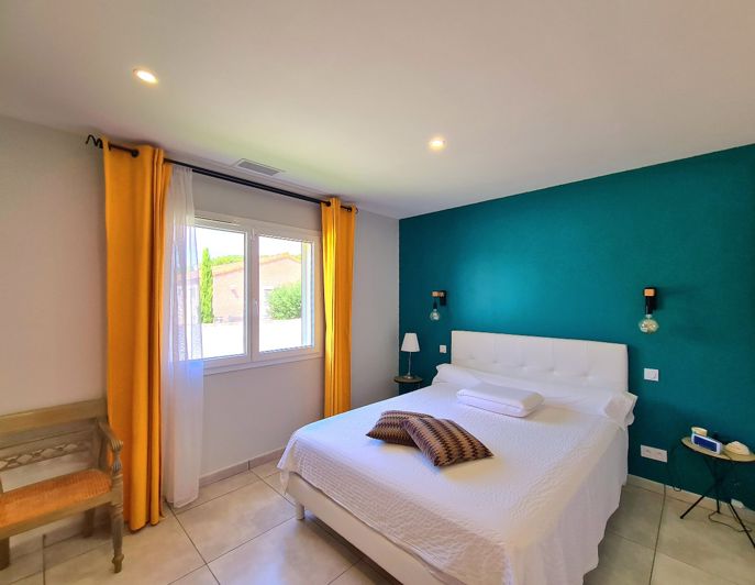 Image No.13-3 Bed House for sale