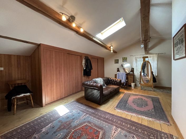 Image No.12-3 Bed House for sale