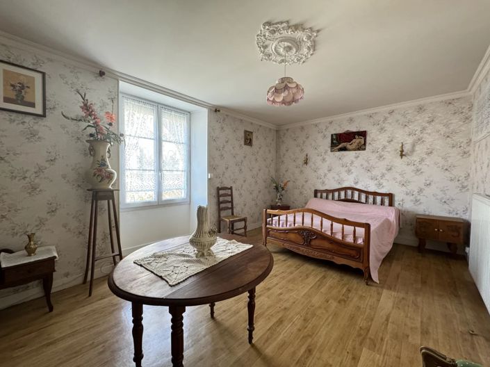 Image No.7-2 Bed House for sale