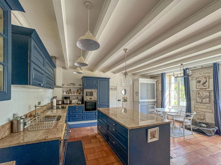 Image No.4-5 Bed House for sale