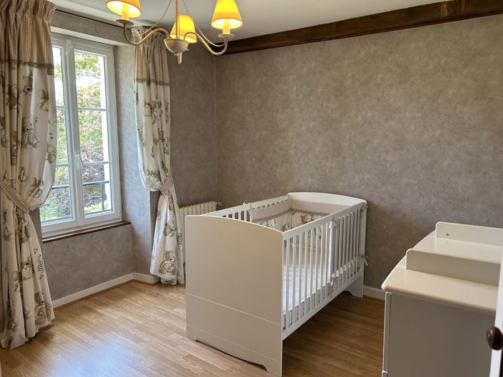 Image No.10-4 Bed House for sale