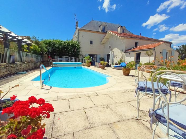 Image No.3-6 Bed Village House for sale