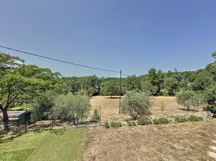 Image No.8-2 Bed House for sale