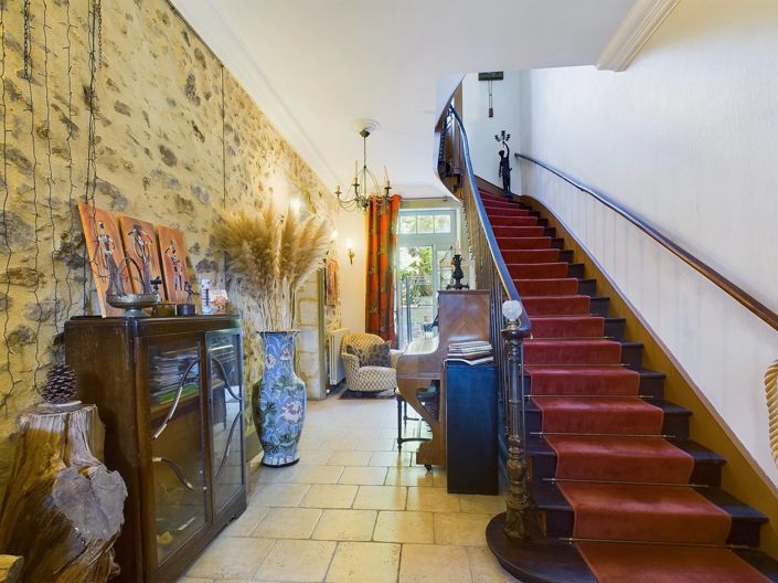 Image No.6-4 Bed House for sale