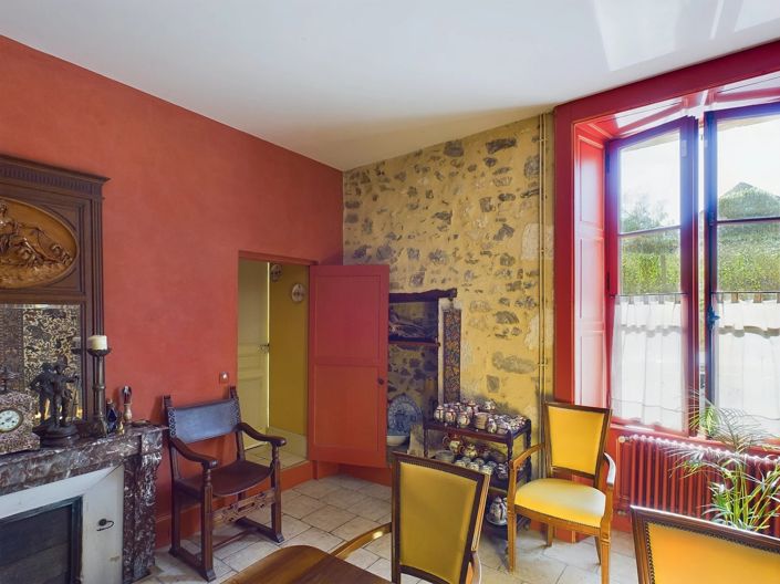 Image No.8-4 Bed House for sale