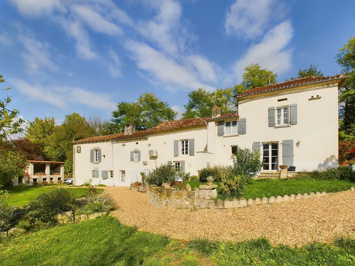 Image No.1-5 Bed Village House for sale