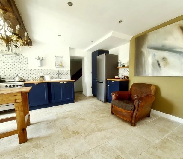 Image No.12-5 Bed Village House for sale