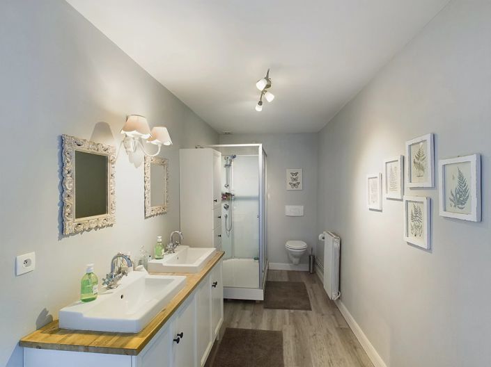 Image No.10-4 Bed House for sale