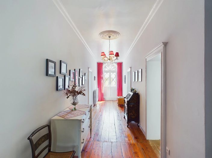 Image No.12-4 Bed House for sale