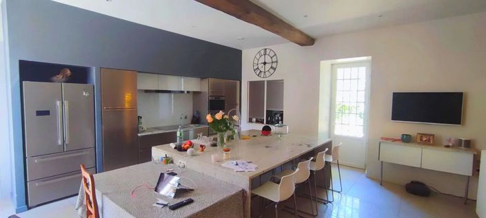 Image No.4-8 Bed House for sale