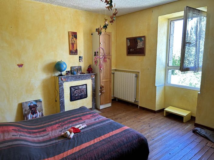 Image No.8-3 Bed House for sale