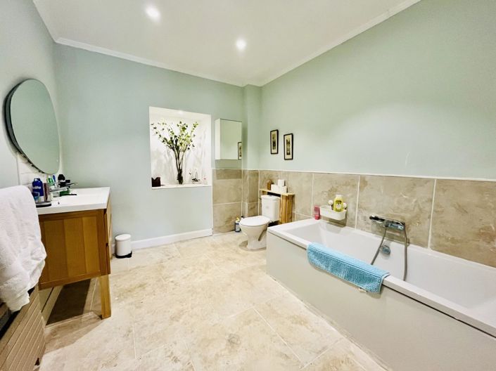 Image No.9-3 Bed Village House for sale