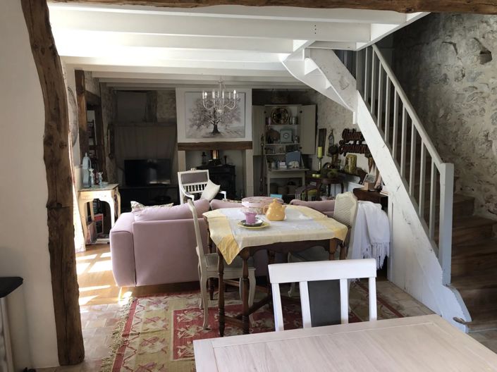 Image No.10-3 Bed House for sale