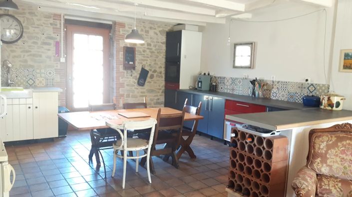 Image No.2-3 Bed House for sale