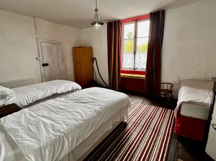 Image No.11-4 Bed House for sale