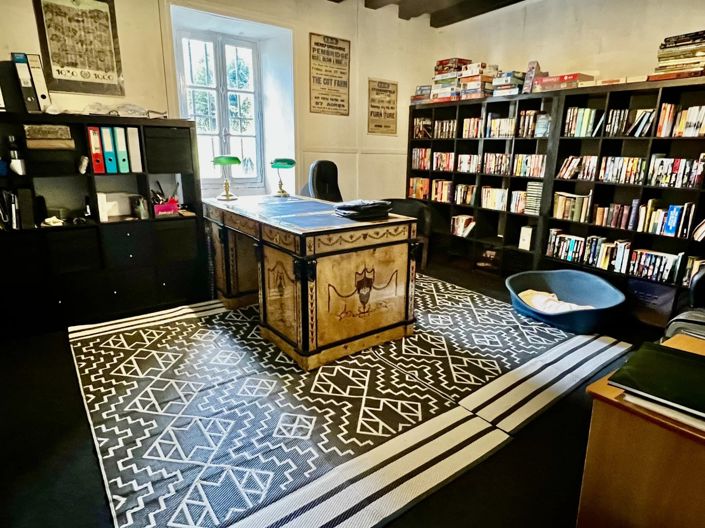 Image No.8-4 Bed House for sale