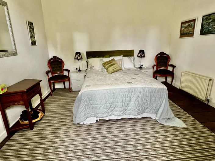 Image No.10-4 Bed House for sale