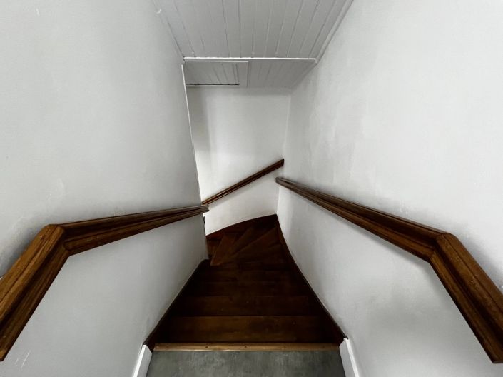 Image No.6-3 Bed House for sale