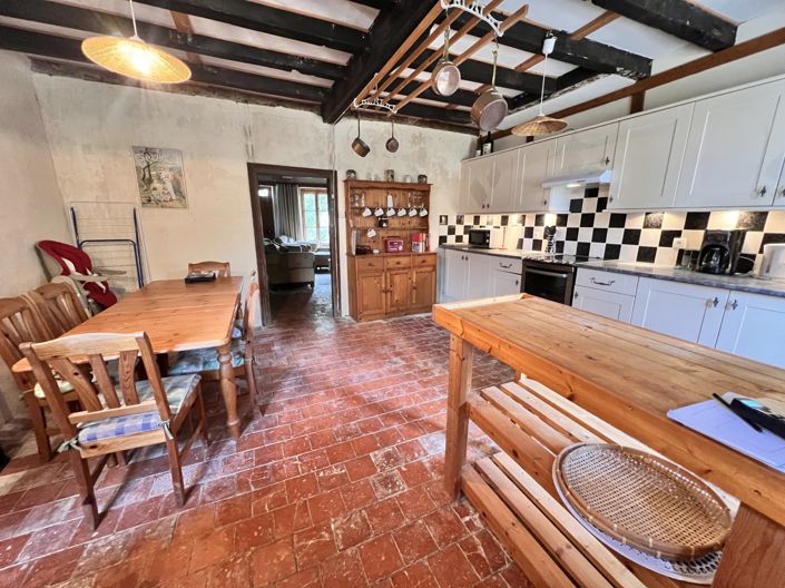 Image No.14-9 Bed House for sale