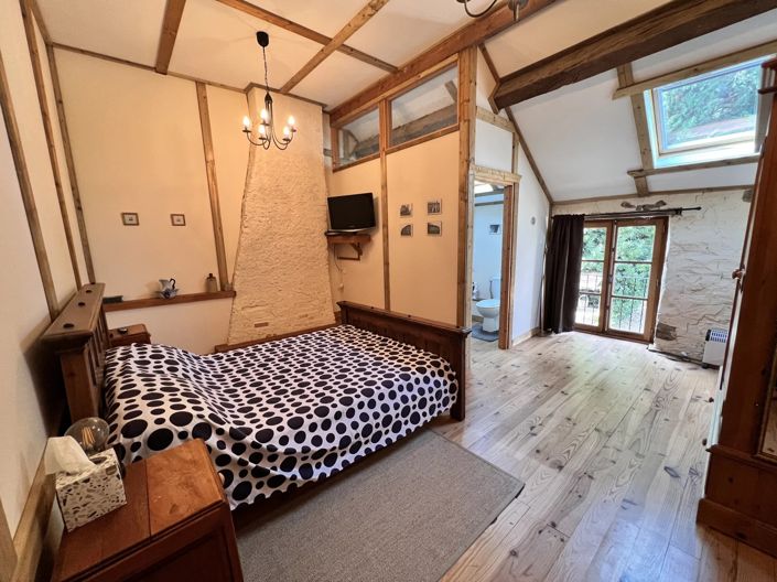 Image No.15-9 Bed House for sale